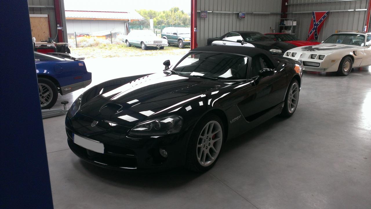 Dodge Viper SRT-10 8.3L 505 HP