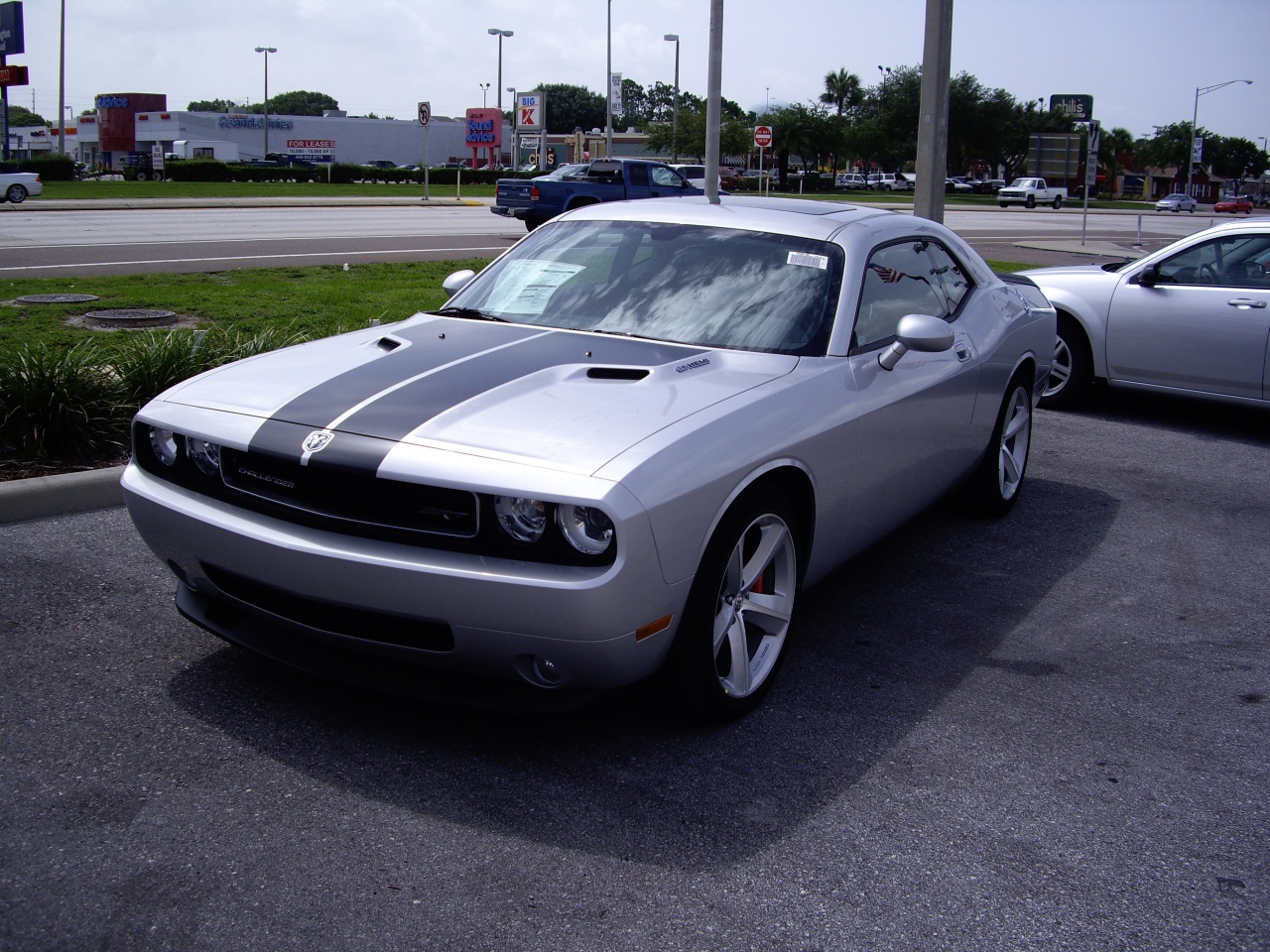 2008 Nouvelle Dodge Challenger.