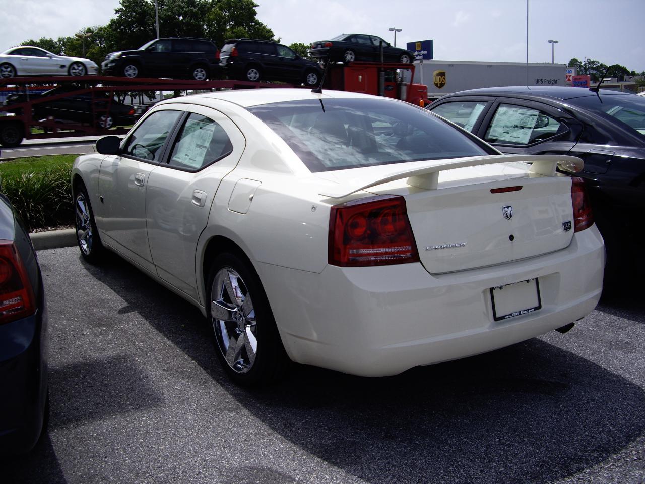 Dodge Charger DUB édition