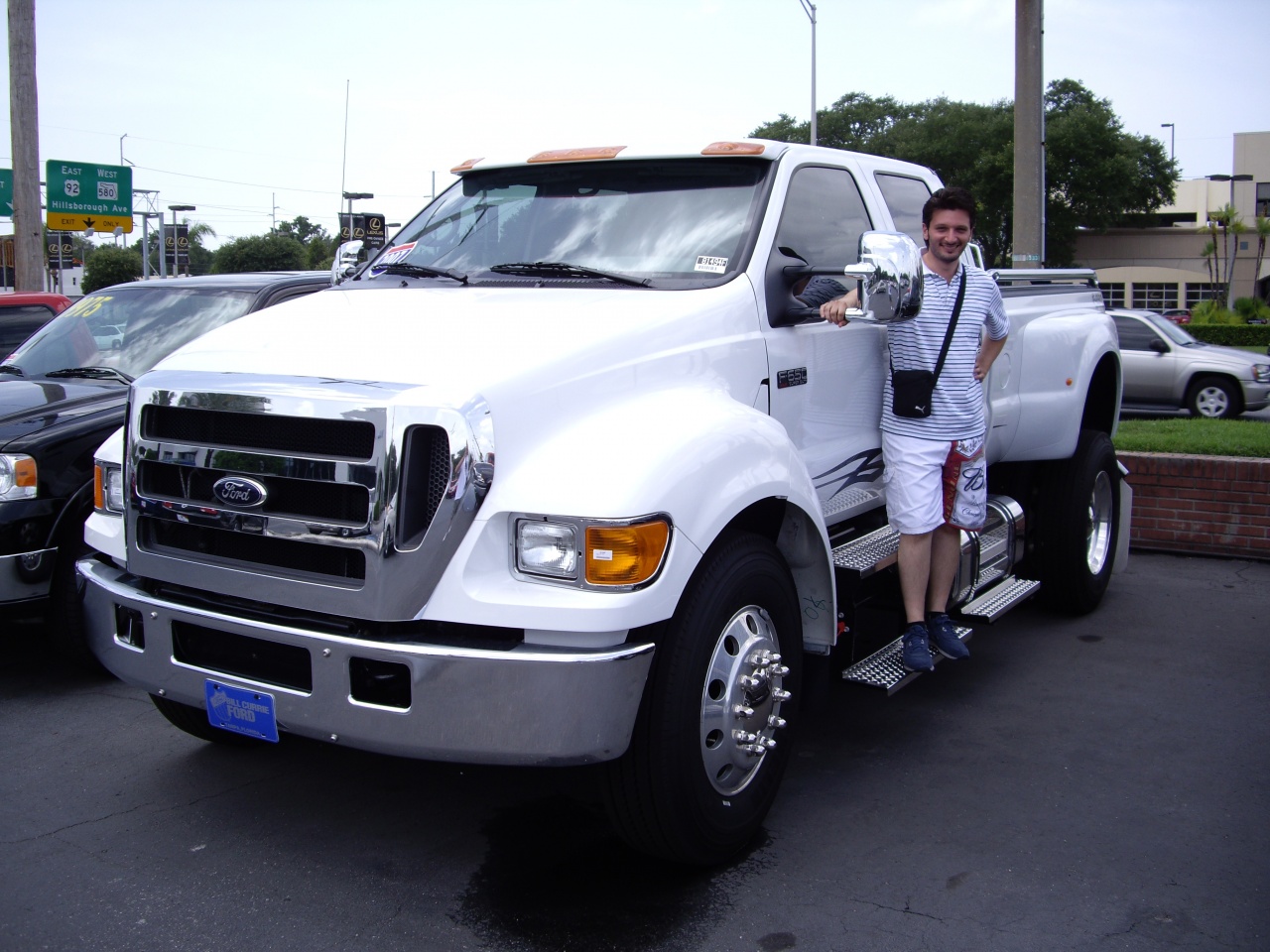 Ford F650 / concession Ford Bill Currie Tampa FL.